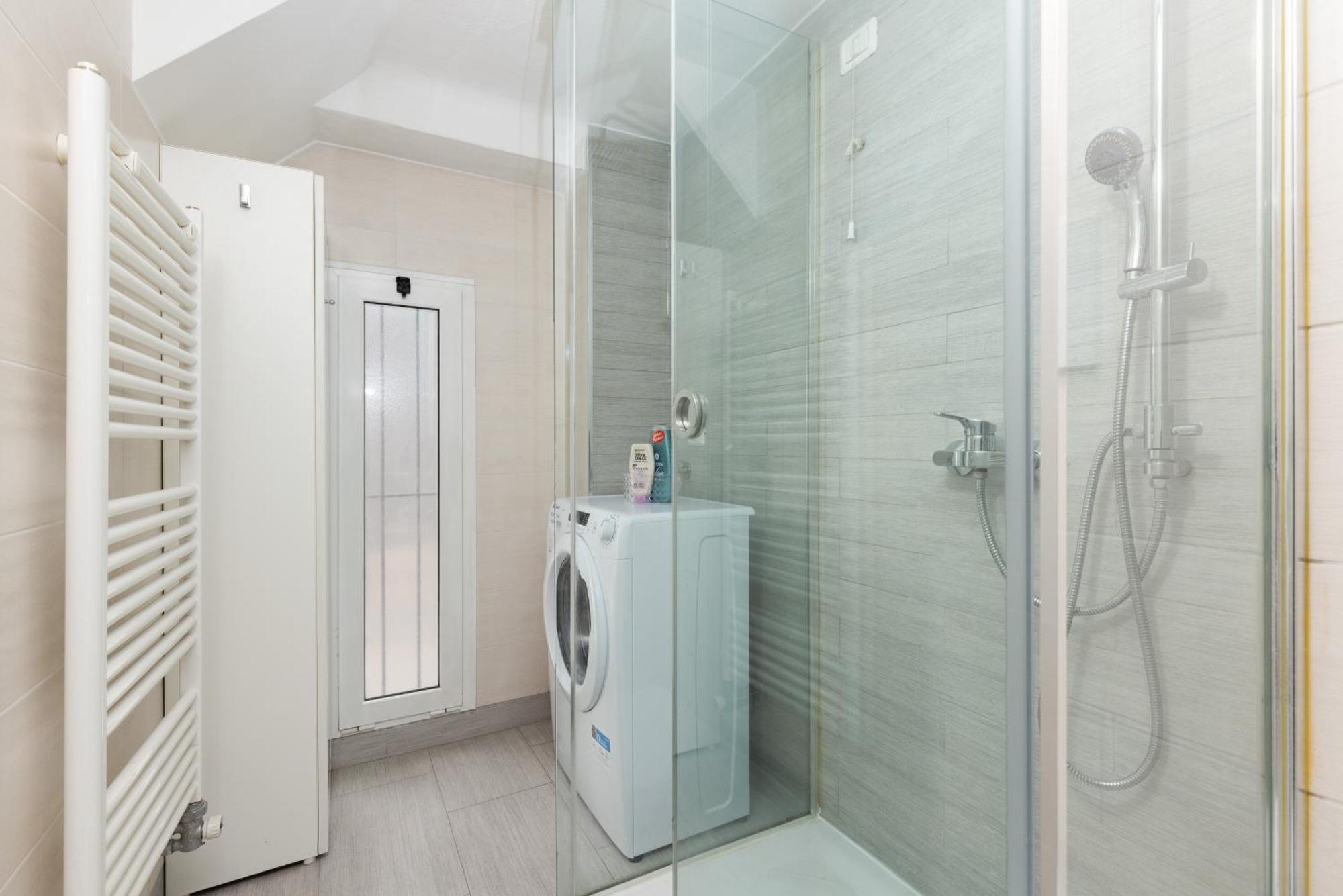 Prada Loft - Posto Auto Privato Apartment Milan Luaran gambar
